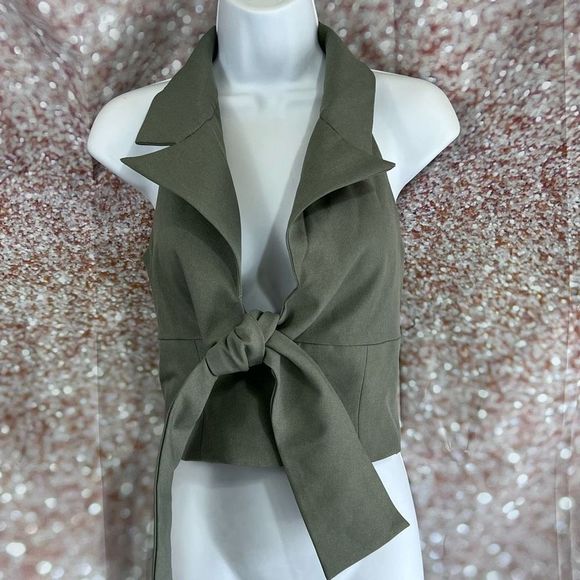 Olive Green Sleeveless Vest - Picture 1 of 7